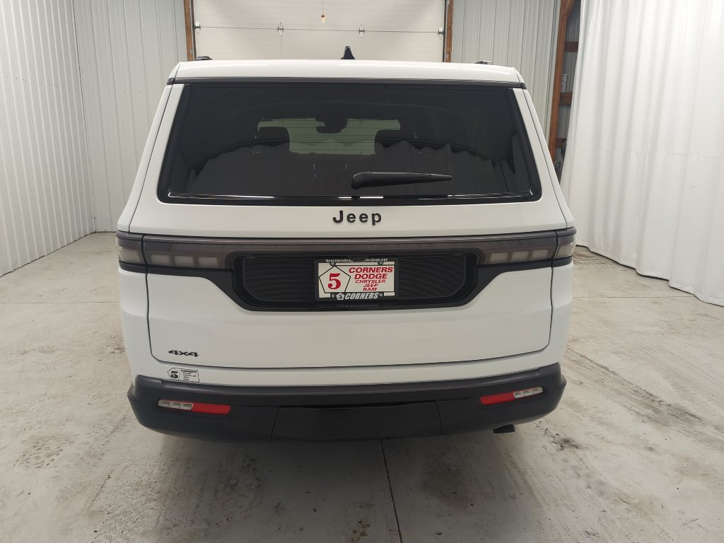 New 2026 Jeep Grand Wagoneer L Limited w/ Premium Group II AWD/4WD image 3