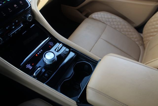 Used 2021 Jeep Grand Cherokee L Summit image 24