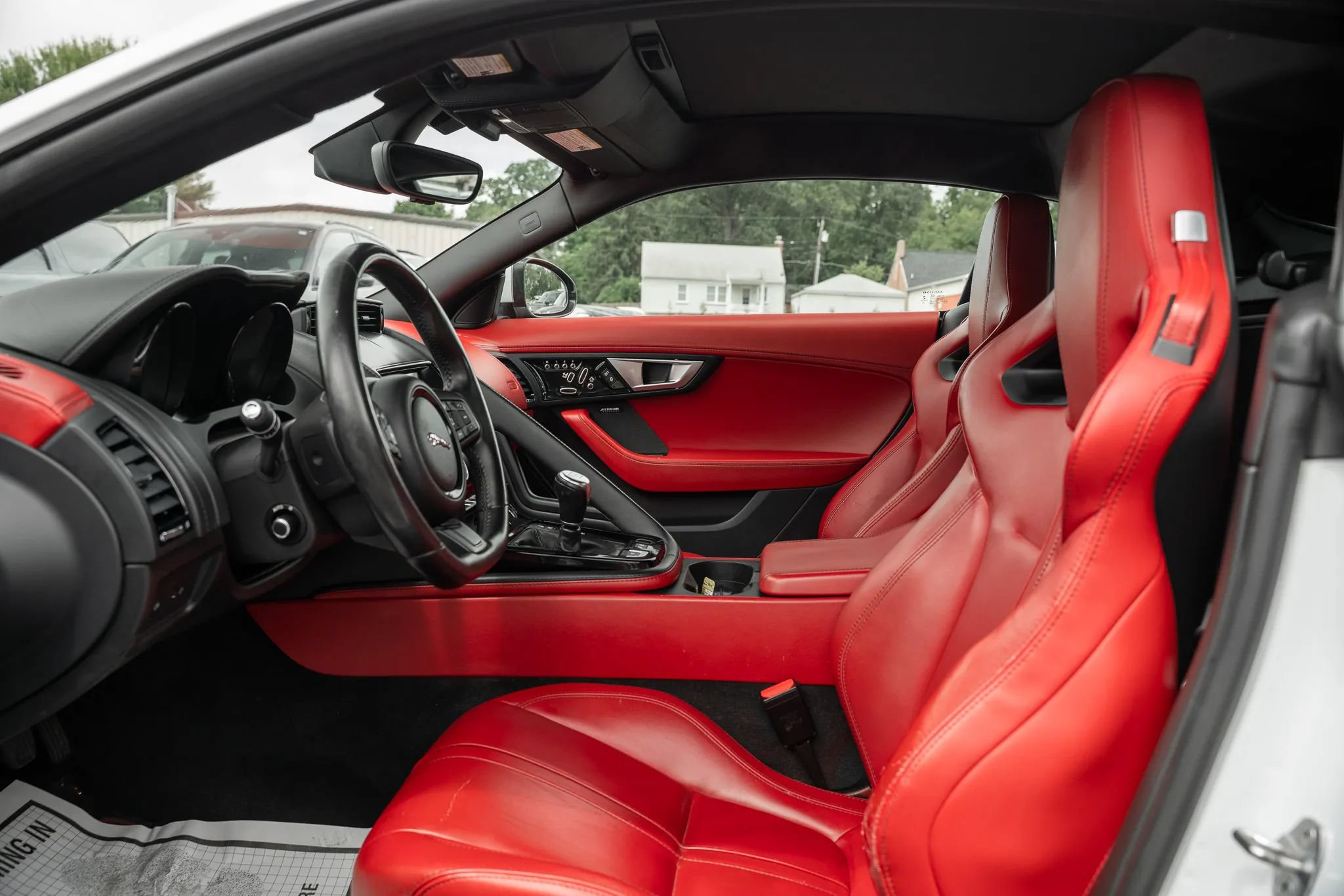 Used 2016 Jaguar F-TYPE S RWD image 7