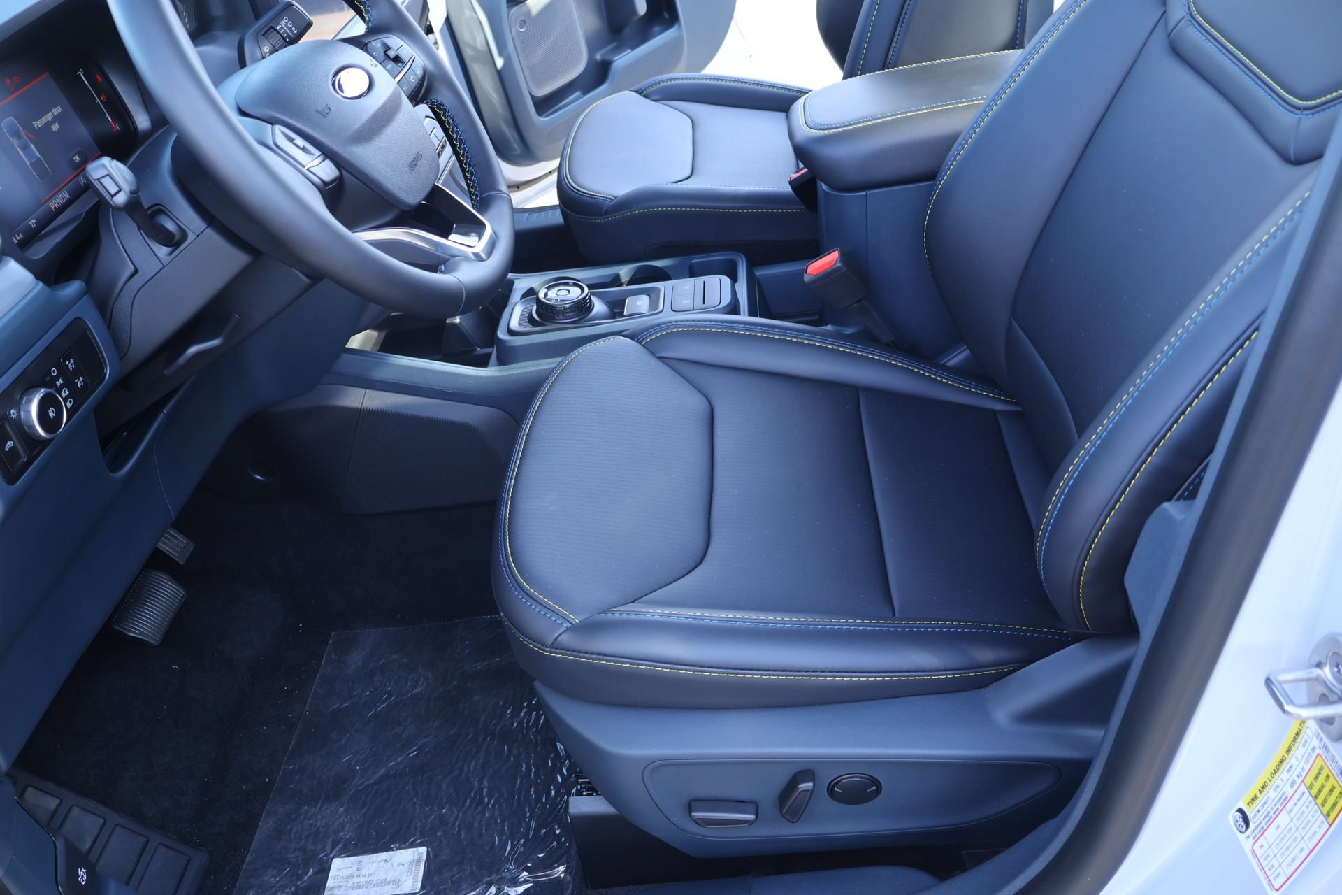 New 2026 Ford Maverick Lobo AWD/4WD image 10