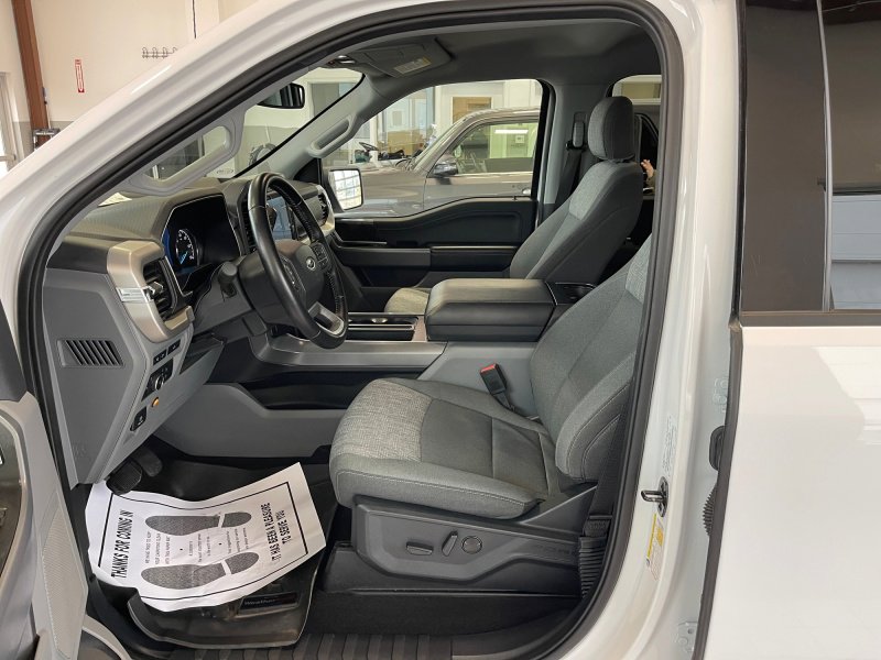 Used 2021 Ford F150 XLT w/ Equipment Group 302A High image 9