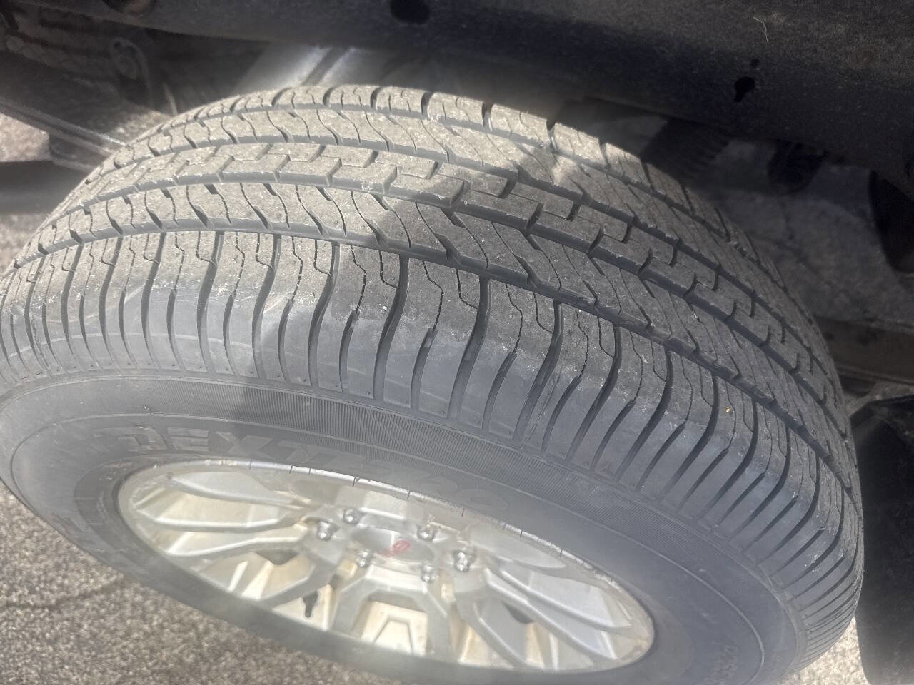 Used 2017 GMC Sierra 1500 SLE w/ SLE Value Package image 2