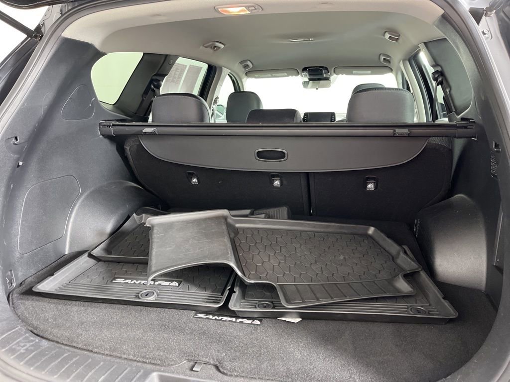Used 2022 Hyundai Santa Fe SEL w/ Cargo Package image 8