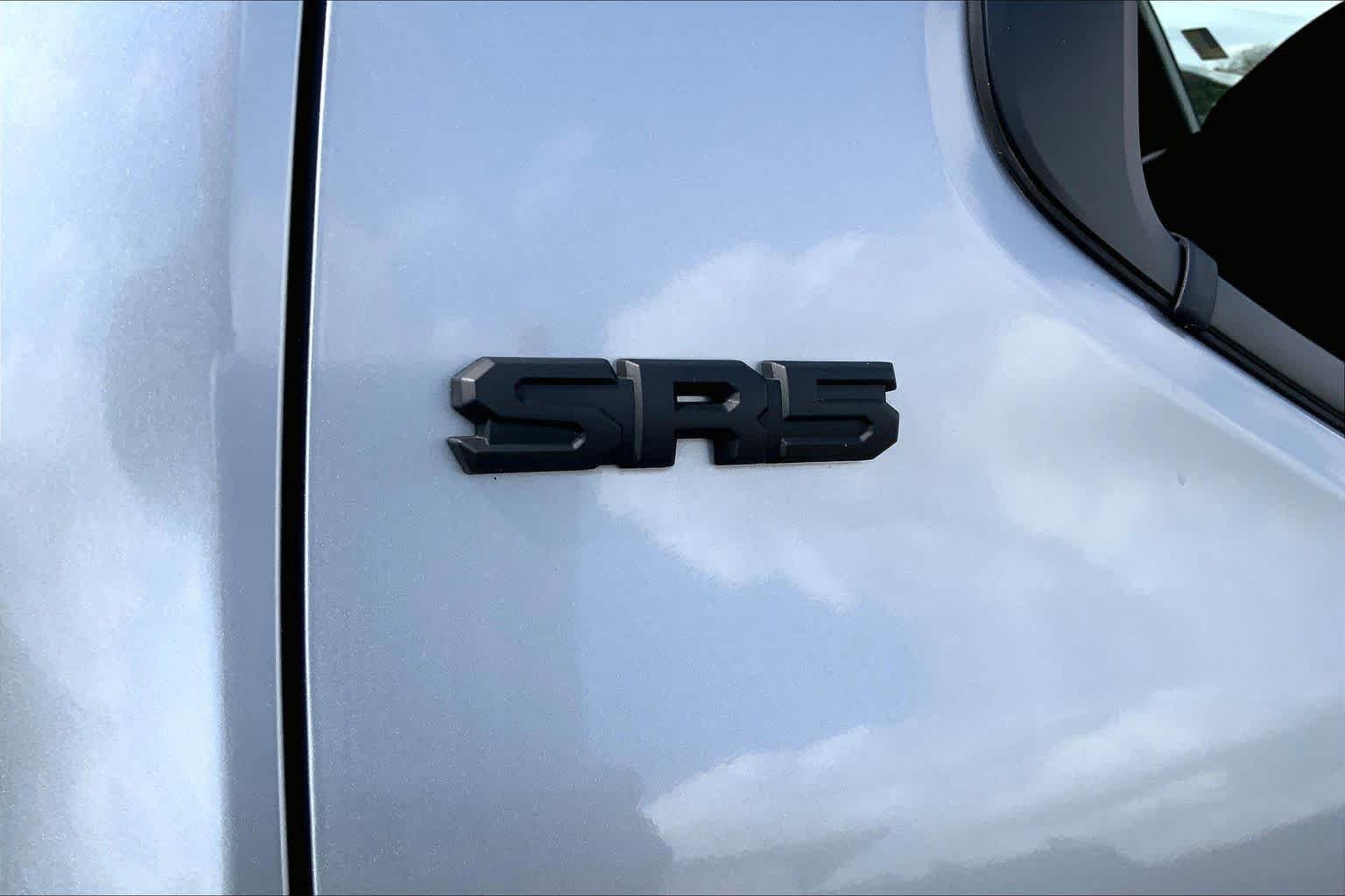 Used 2024 Toyota Tacoma SR5 image 10