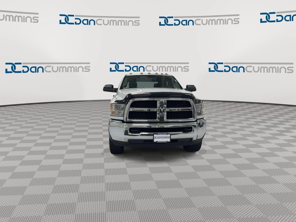 Used 2017 RAM 2500 Tradesman w/ Chrome Appearance Group AWD/4WD image 3