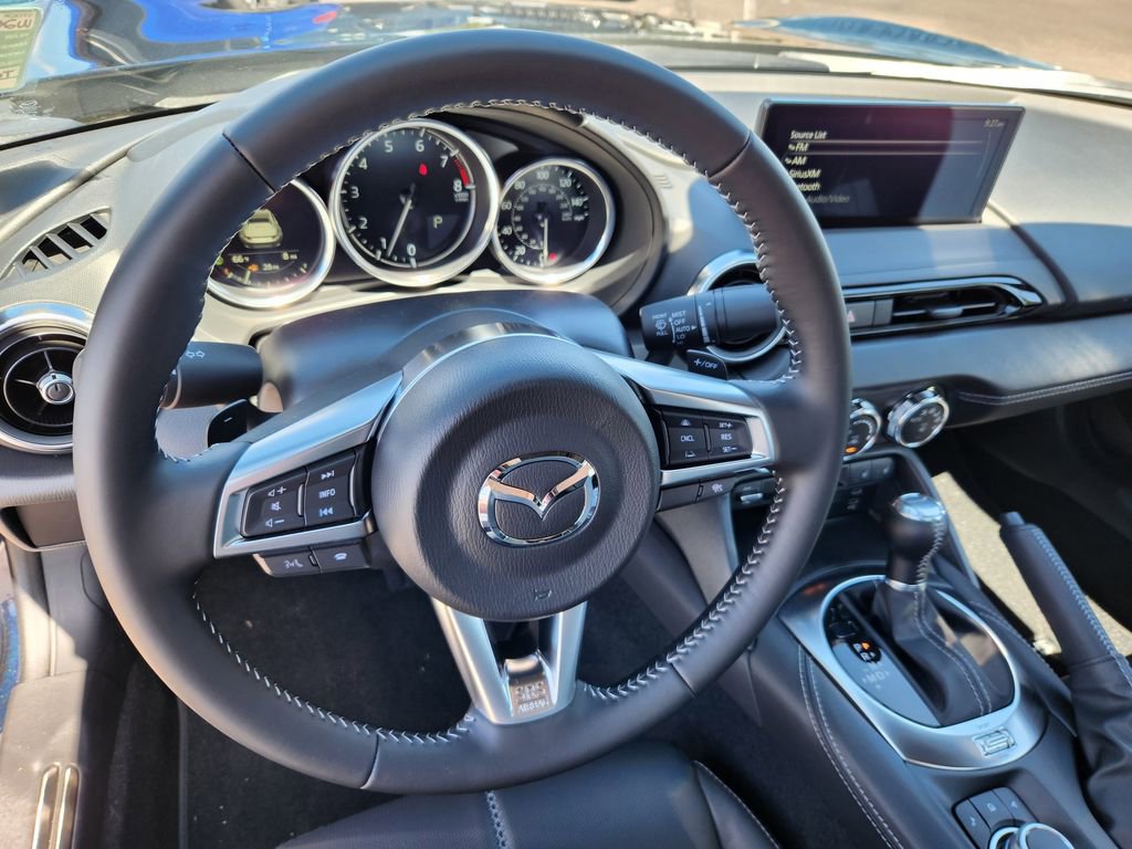 New 2026 MAZDA MX-5 Miata RF Grand Touring RWD image 3