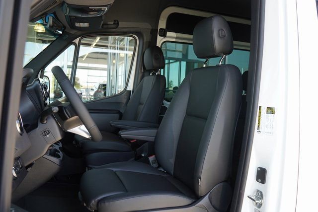 New 2025 Mercedes-Benz Sprinter 2500 image 25