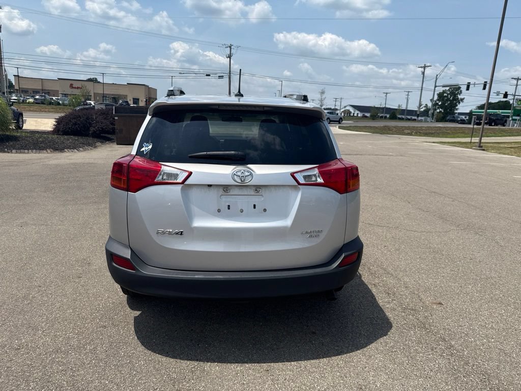 Used 2015 Toyota RAV4 Limited AWD/4WD image 2
