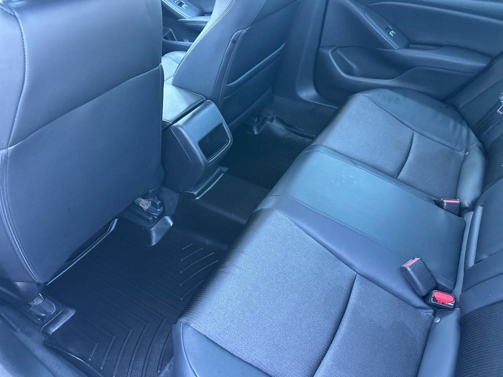 Used 2018 Honda Accord Sport image 12