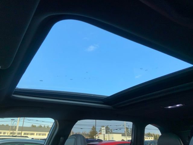 Certified 2025 Subaru Forester Limited image 18