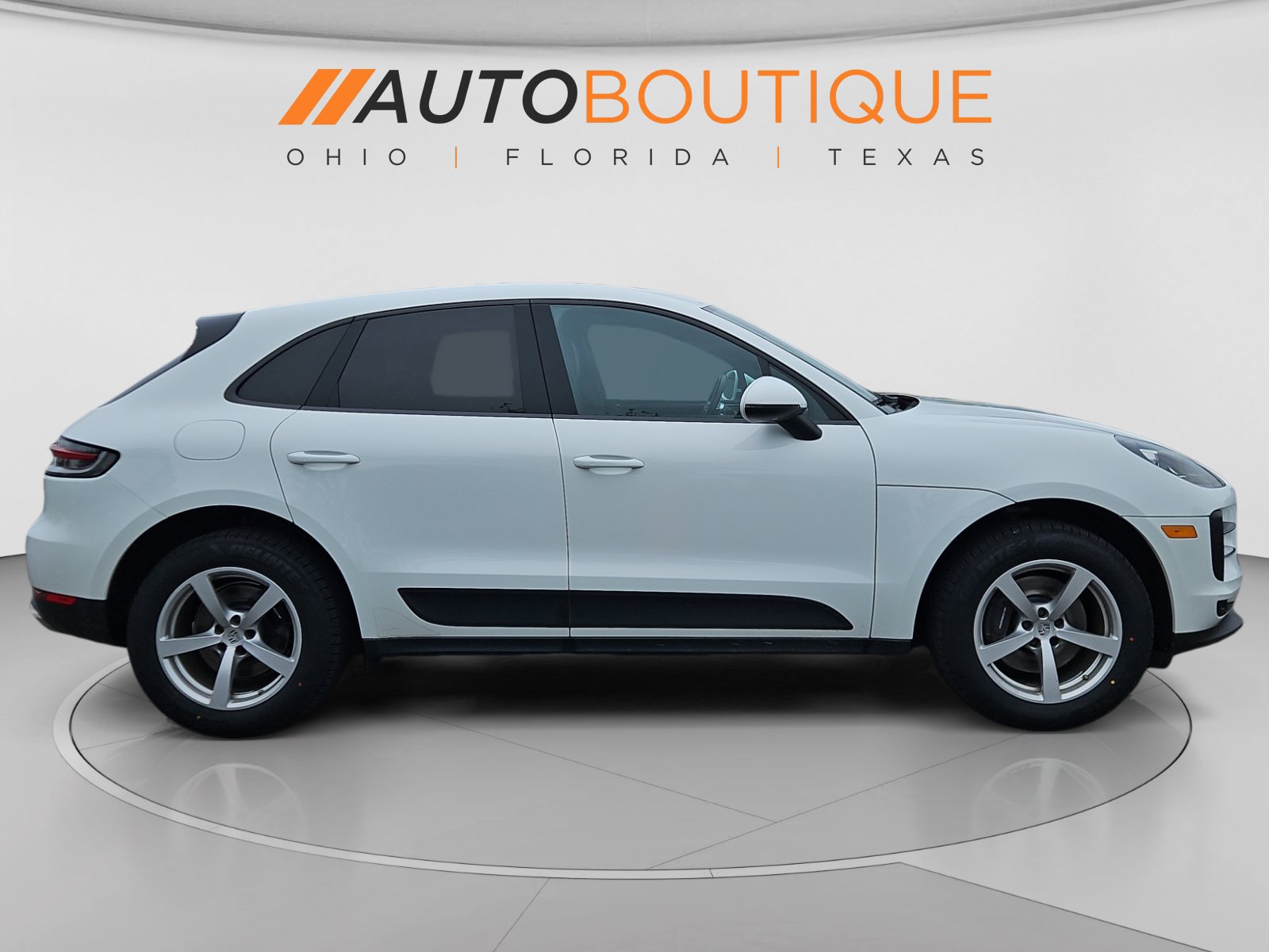 Used 2020 Porsche Macan AWD/4WD image 6