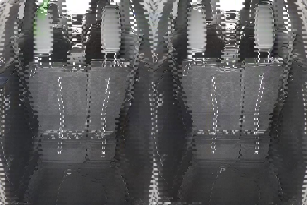 Used 2025 Chrysler Pacifica Select image 26