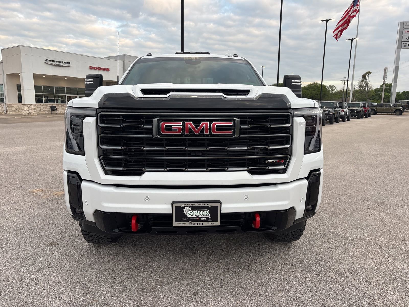 Used 2026 GMC Sierra 2500 AT4 w/ AT4 Premium Plus Package image 9
