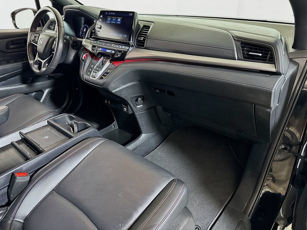 Used 2025 Honda Odyssey Sport-L image 29