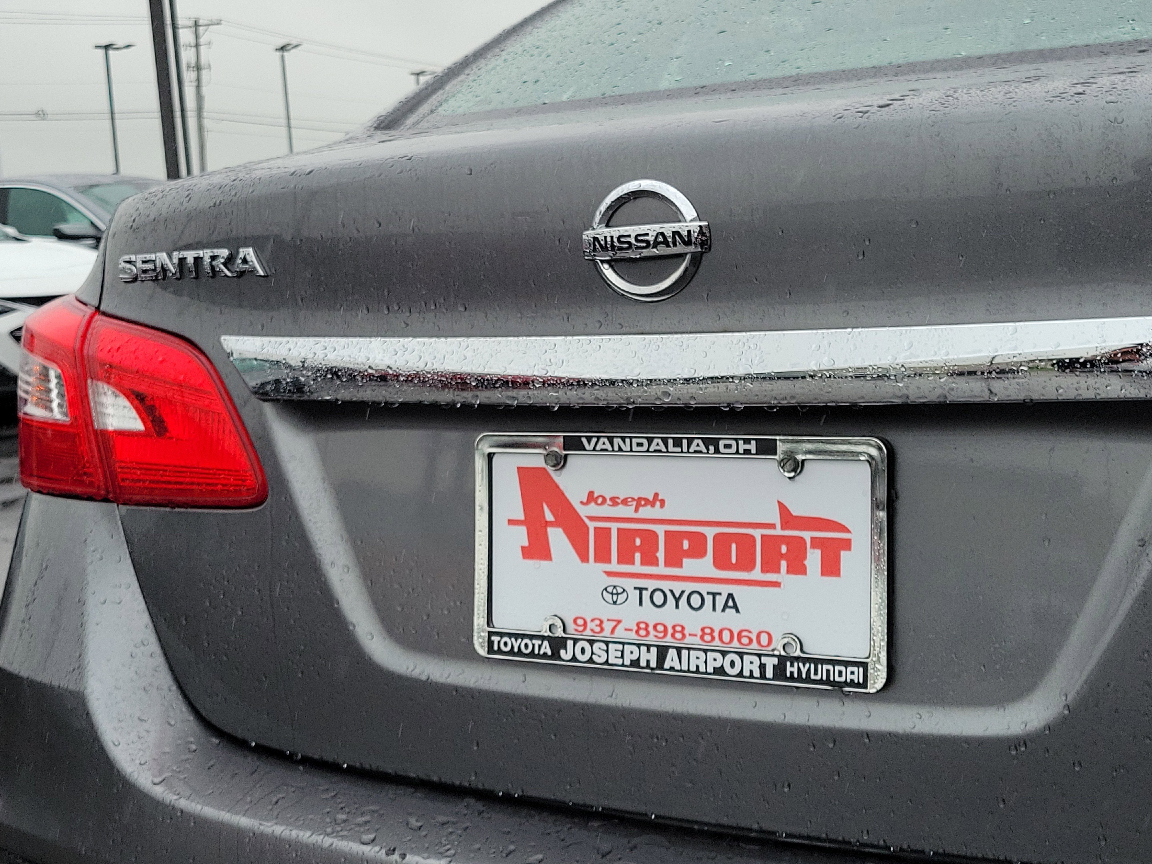 Used 2017 Nissan Sentra S FWD image 7