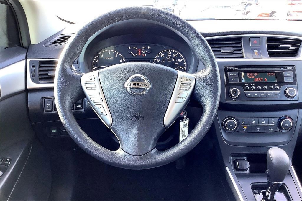 Used 2017 Nissan Sentra S image 5