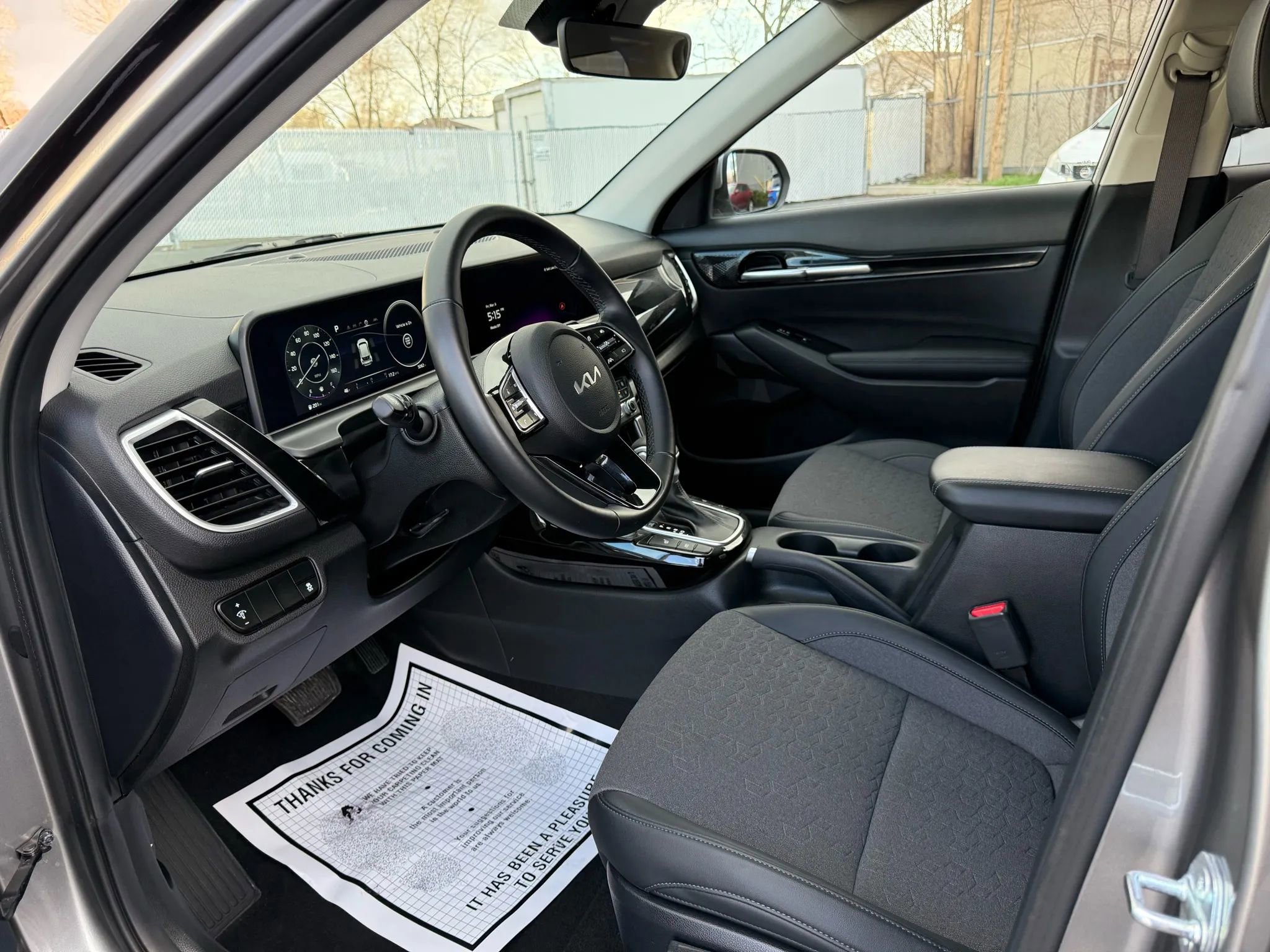 Used 2024 Kia Seltos X-Line image 9