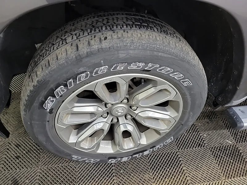 Used 2021 RAM 1500 Laramie w/ Sport Appearance Package image 10