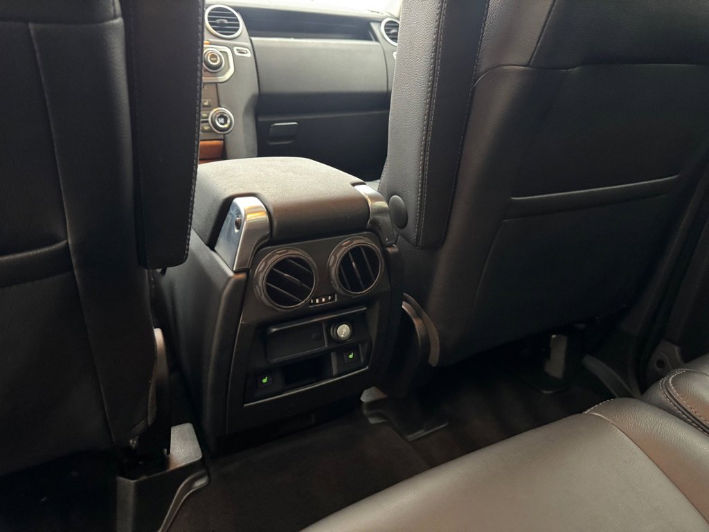 Used 2015 Land Rover LR4 HSE AWD/4WD image 27