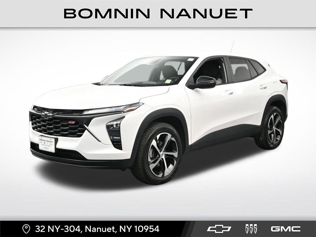 Used 2024 Chevrolet Trax RS image 1