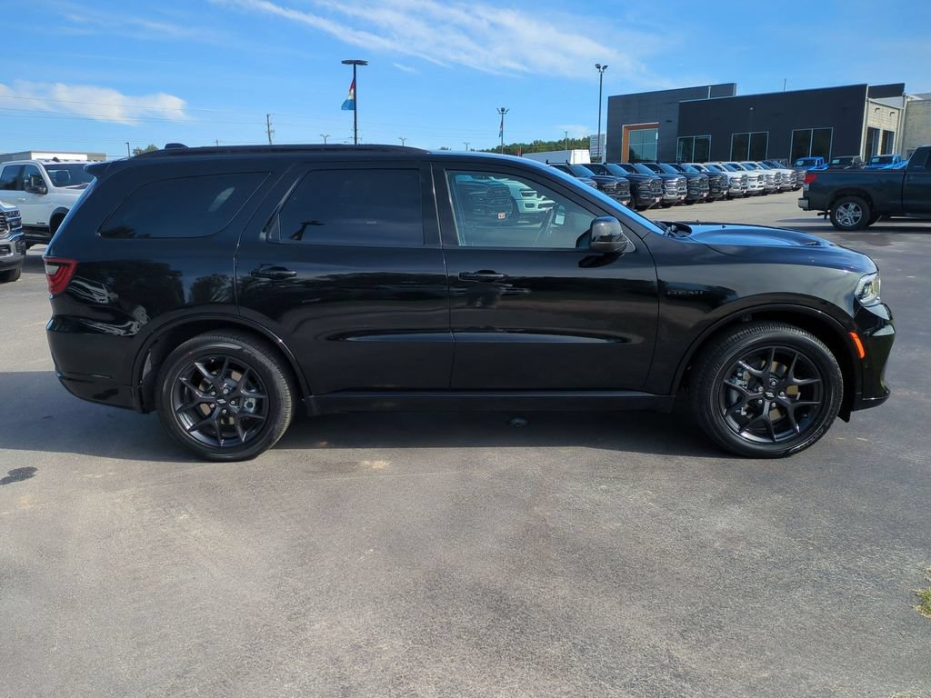 New 2027 Dodge Durango GT w/ Blacktop Package AWD/4WD image 3