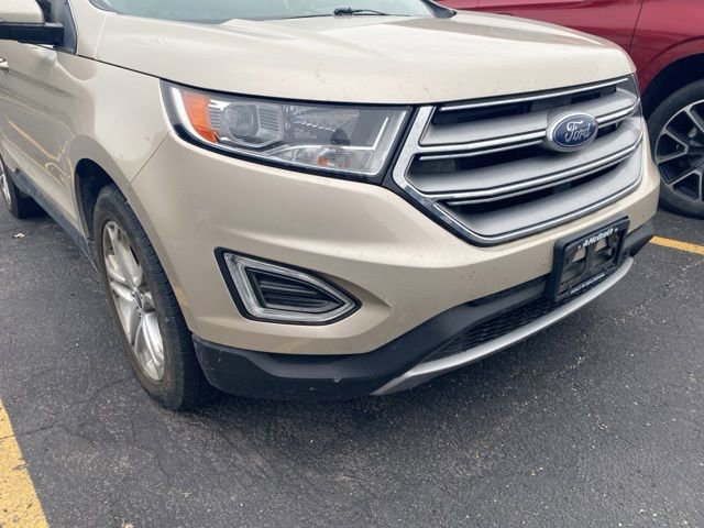 Used 2018 Ford Edge Titanium w/ Technology Package image 4