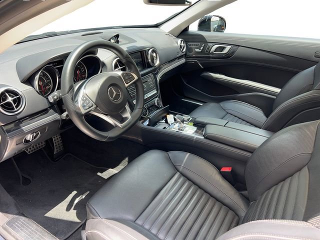 Used 2020 Mercedes-Benz SL 550 image 9