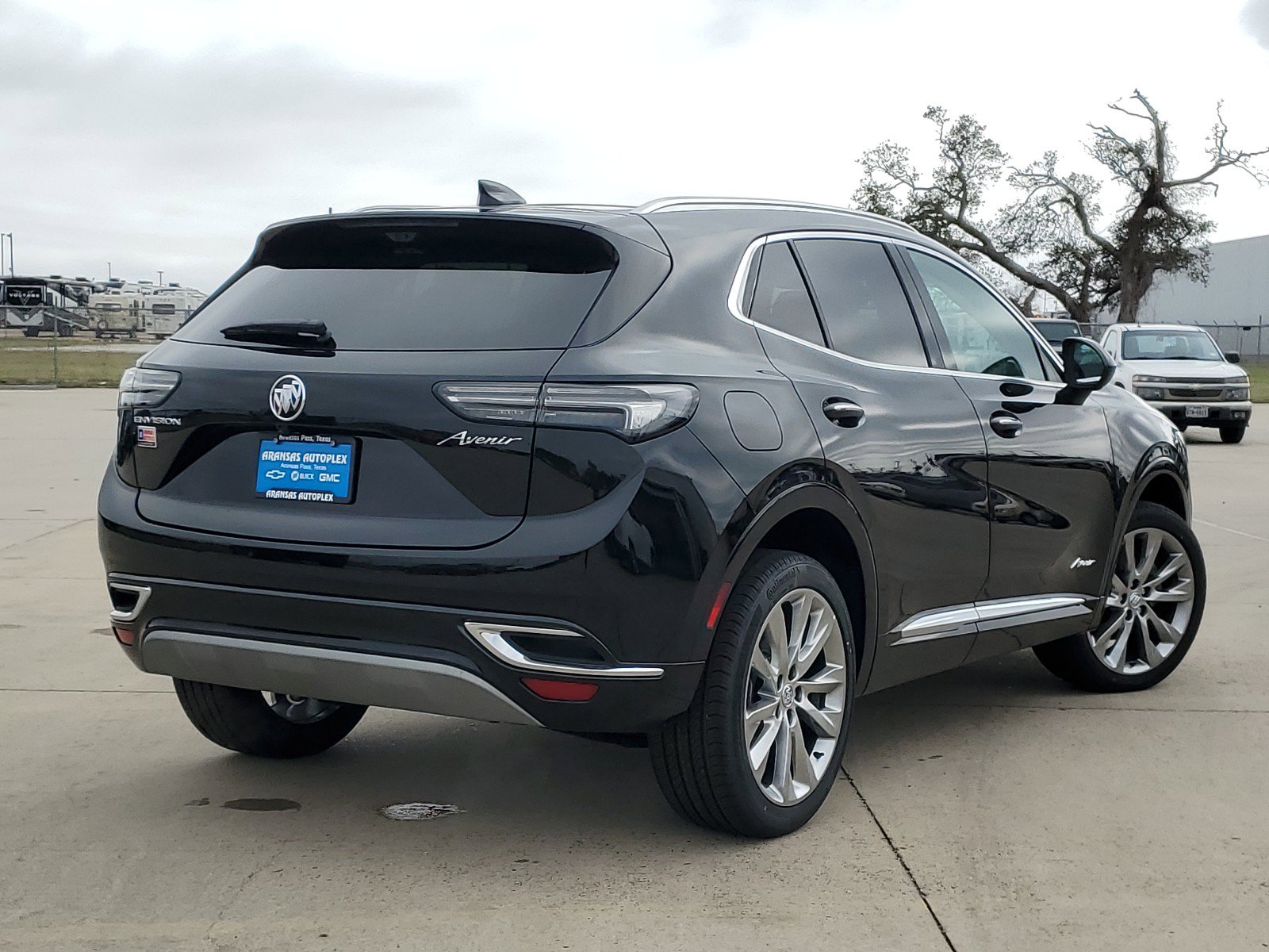 Used 2023 Buick Envision Avenir image 5