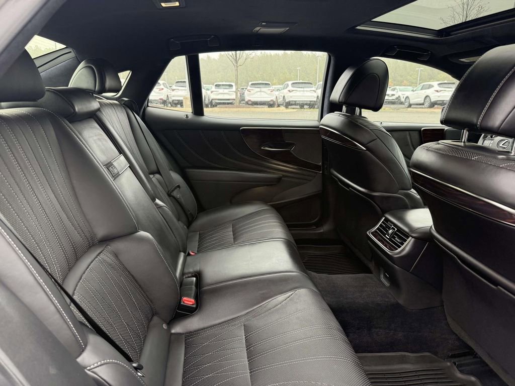 Used 2020 Lexus LS 500 AWD w/ Interior Upgrade Package image 16