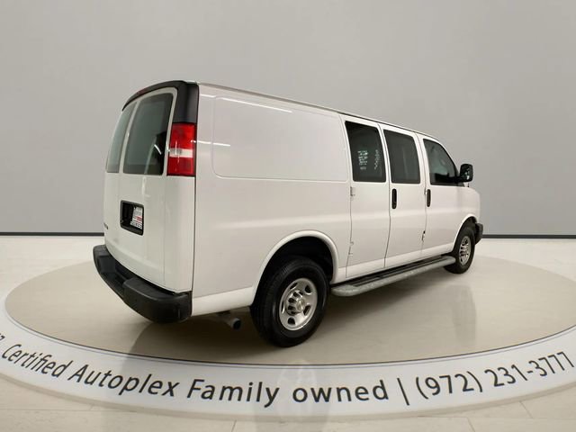 Used 2023 Chevrolet Express 2500 w/ Driver Convenience Package image 5