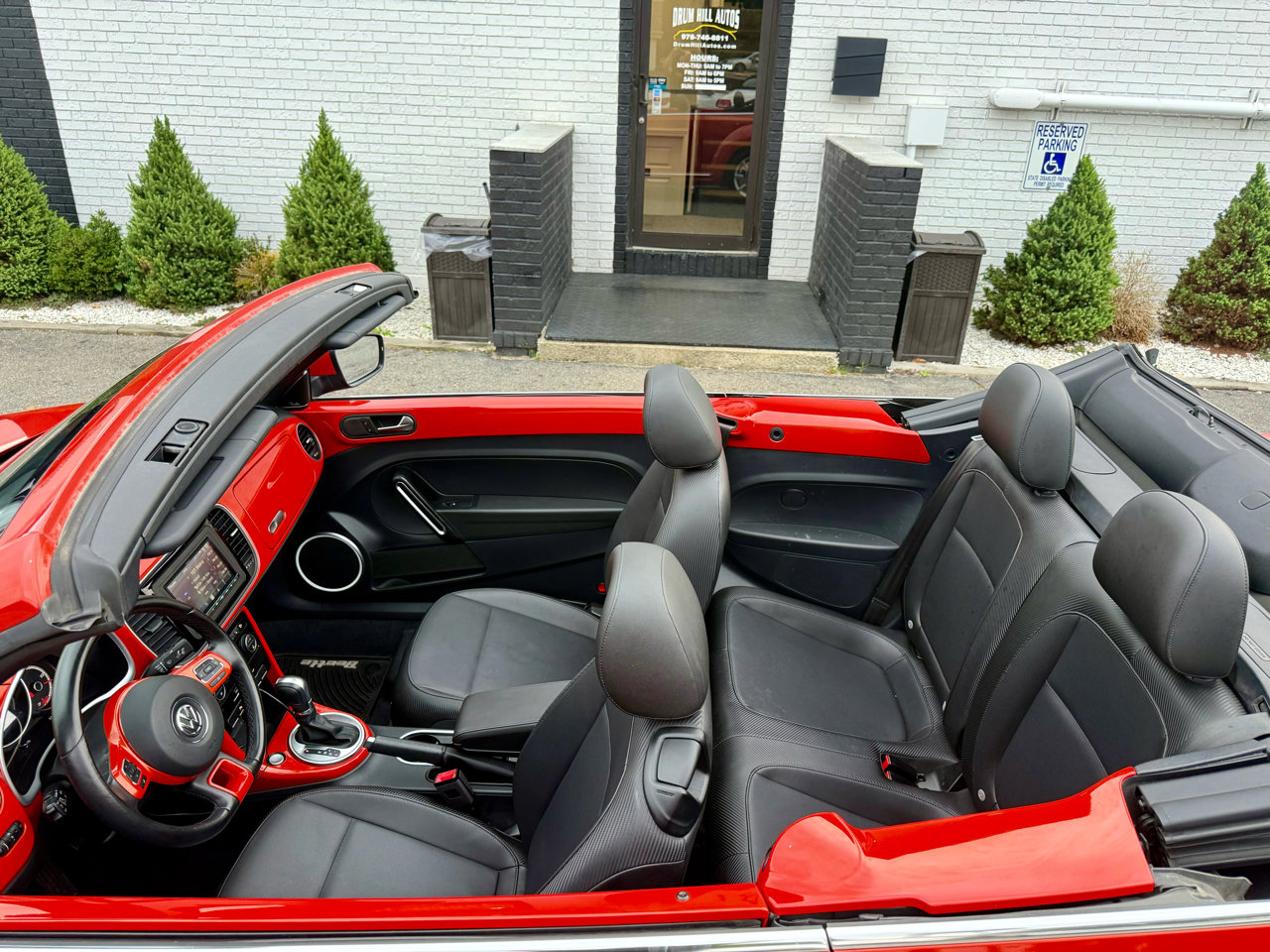 Used 2018 Volkswagen Beetle 2.0T SE image 30