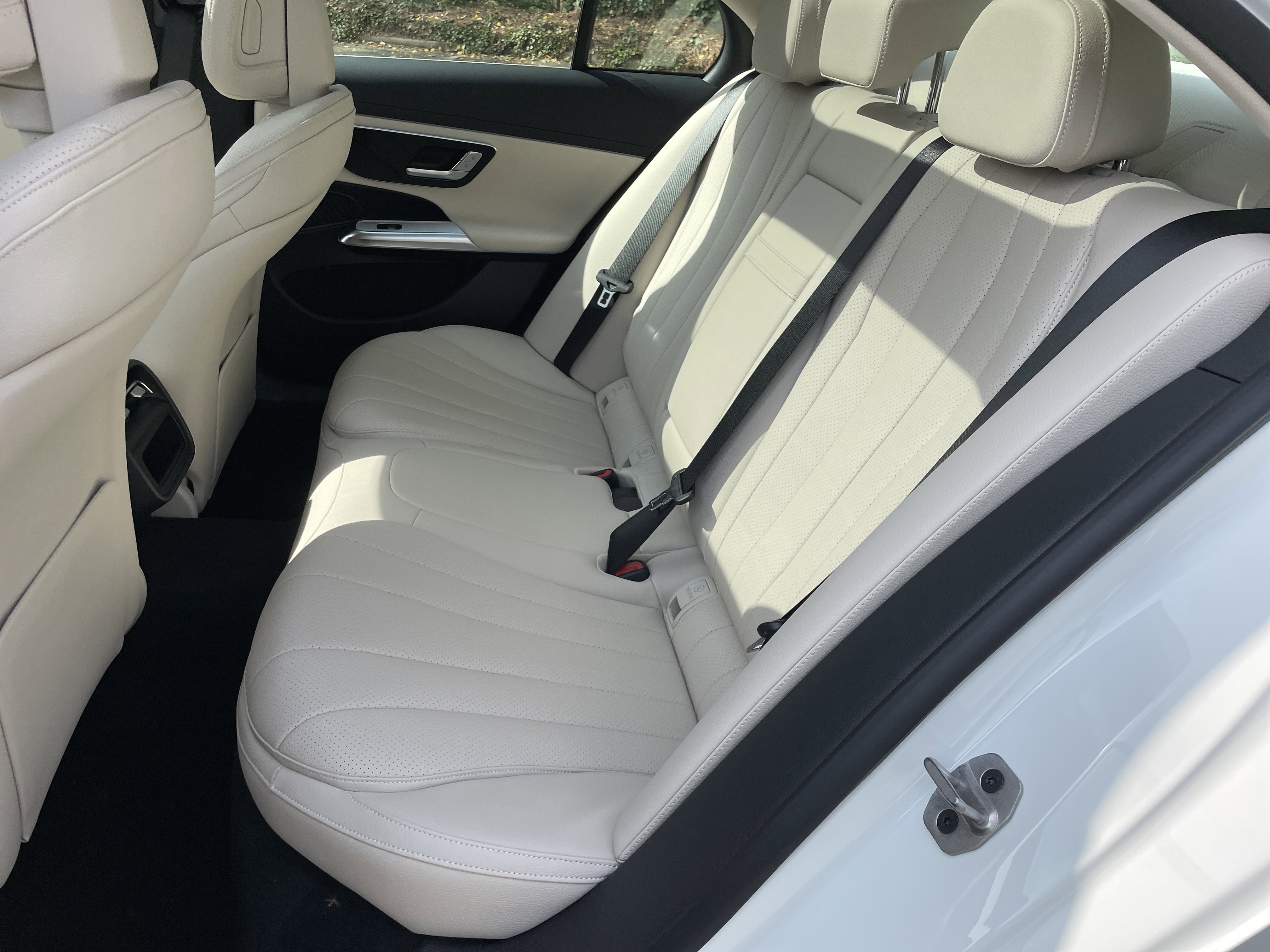 New 2026 Mercedes-Benz E 350 Sedan image 37