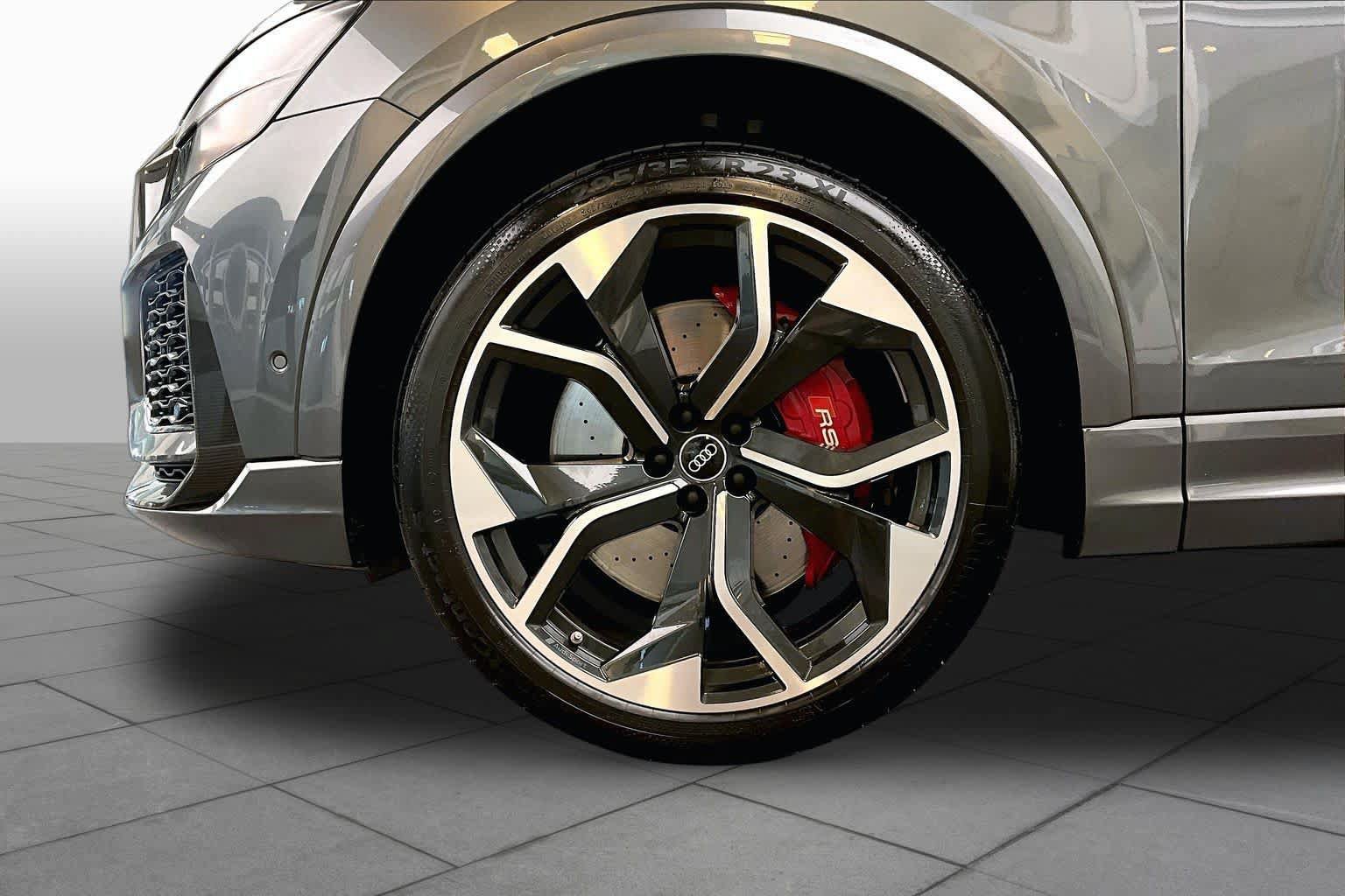 Used 2022 Audi RS Q8 AWD/4WD image 10