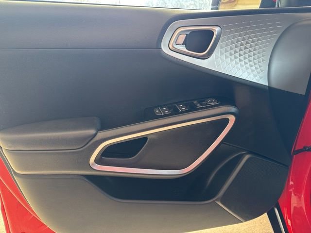 Used 2024 Kia Soul LX w/ Option Group 015 image 14