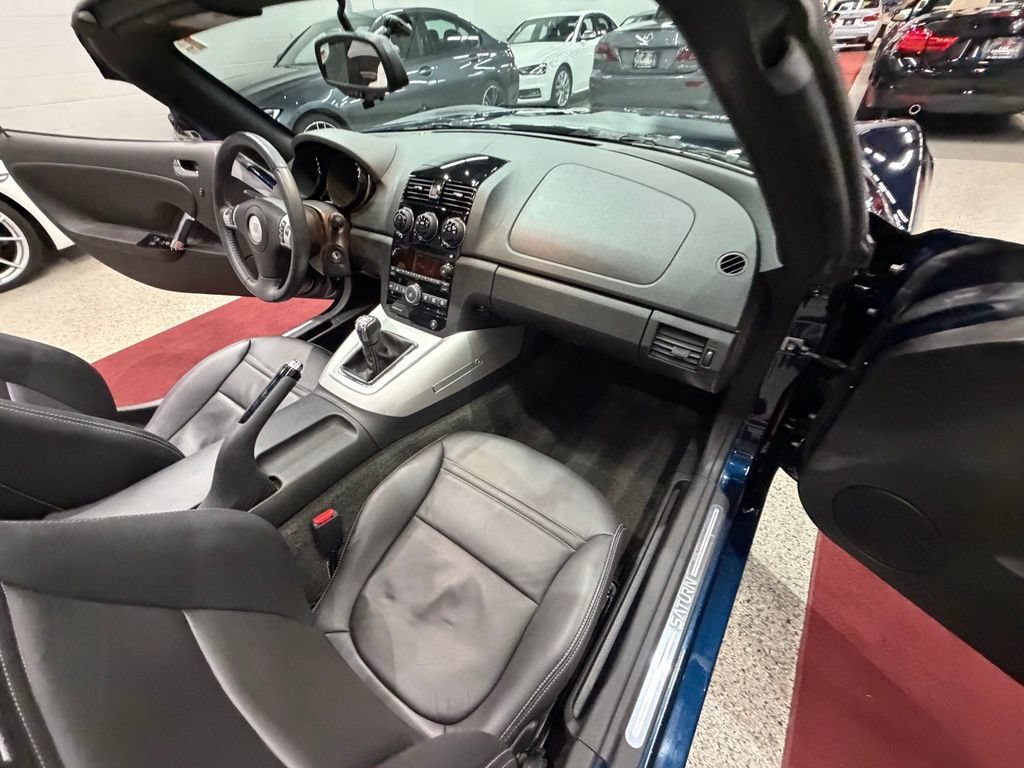Used 2007 Saturn Sky Red Line RWD image 28