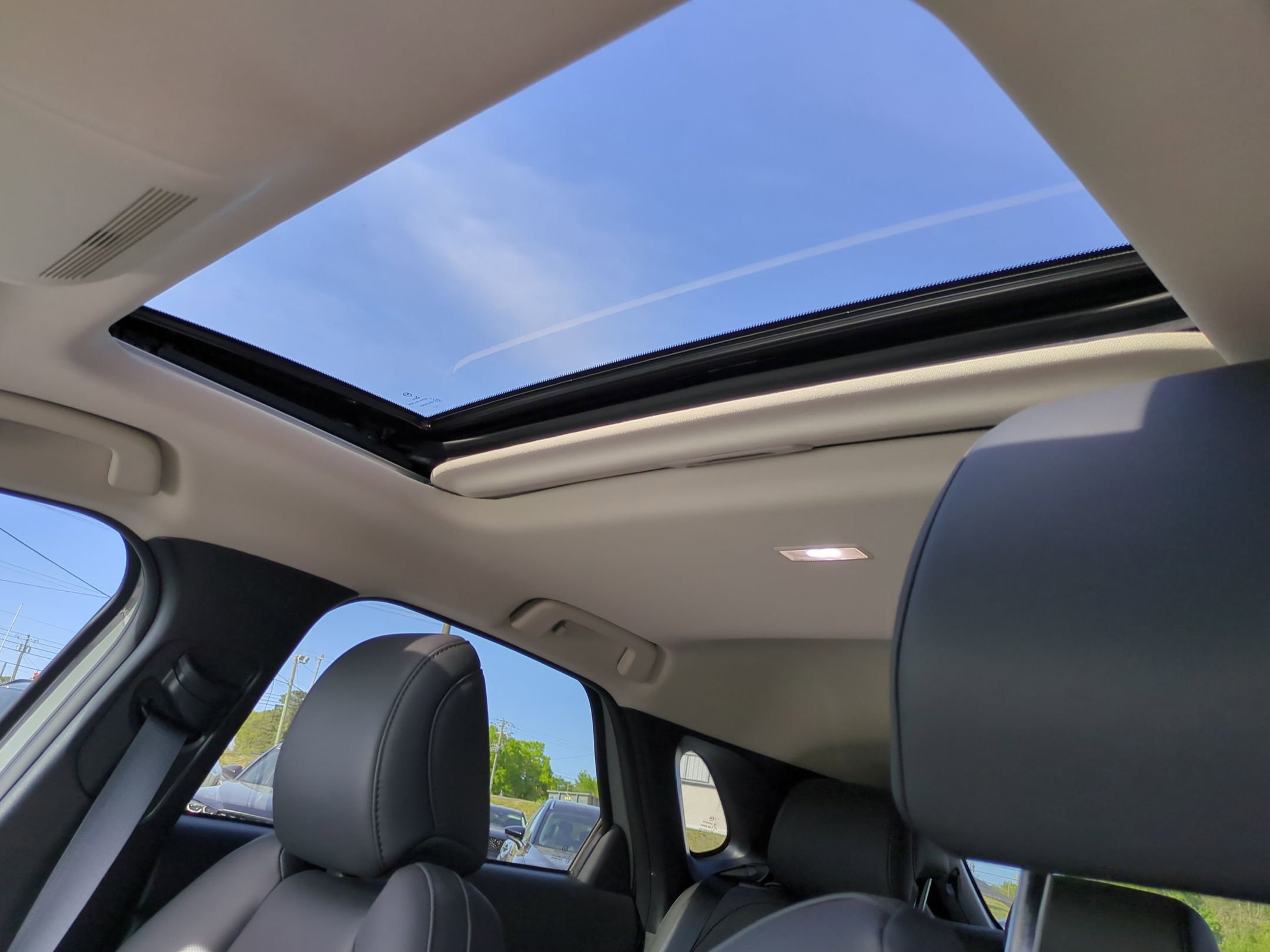 Certified 2025 MAZDA CX-30 AWD 2.5 S w/ Premium Package image 28