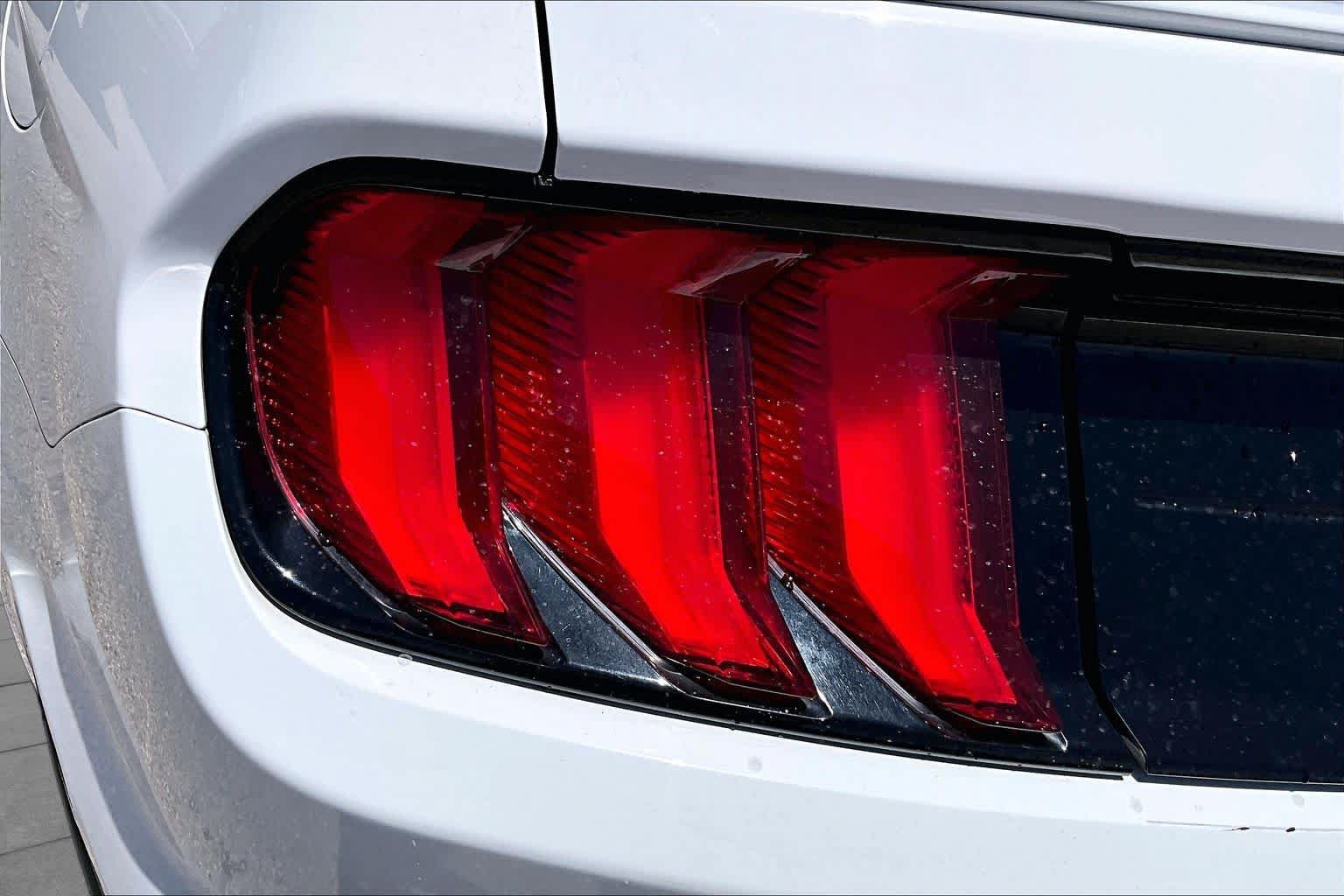 Used 2022 Ford Mustang Premium RWD image 27