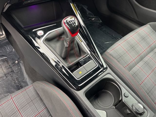 Used 2024 Volkswagen GTI SE image 24