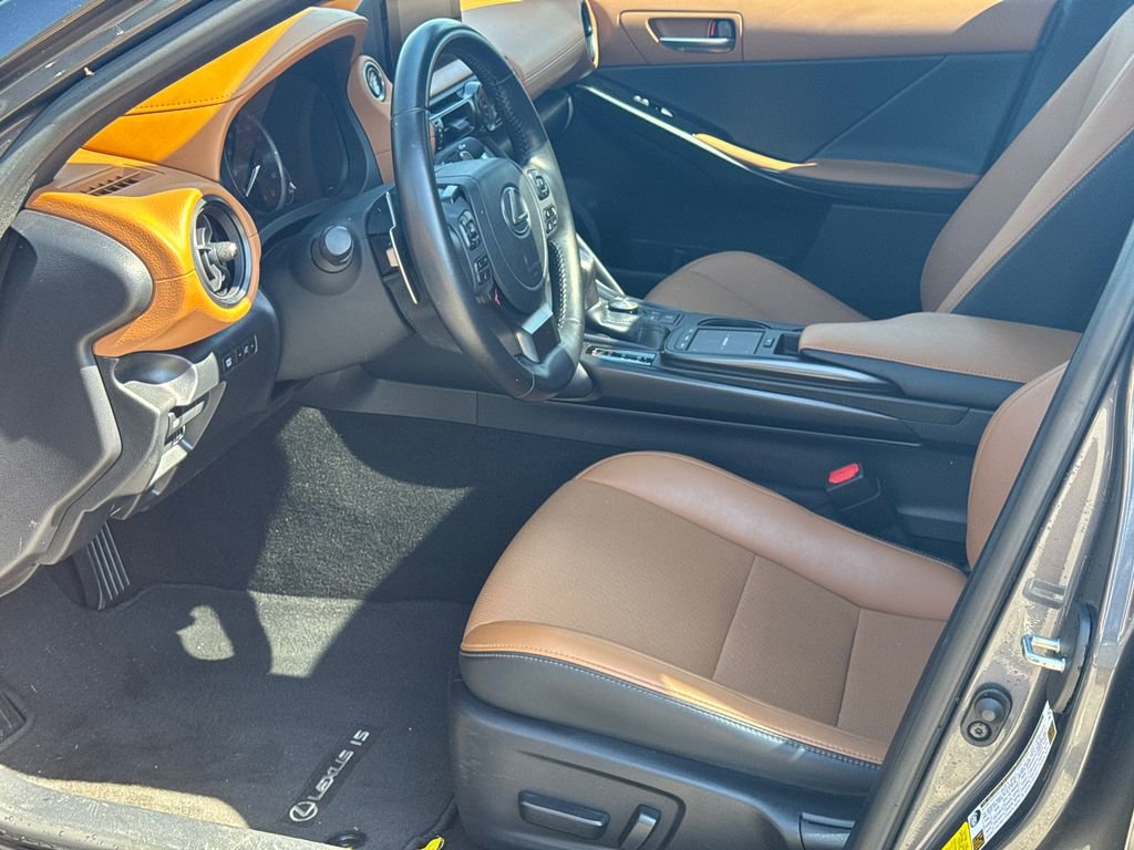 Used 2024 Lexus IS 350 F Sport RWD image 9