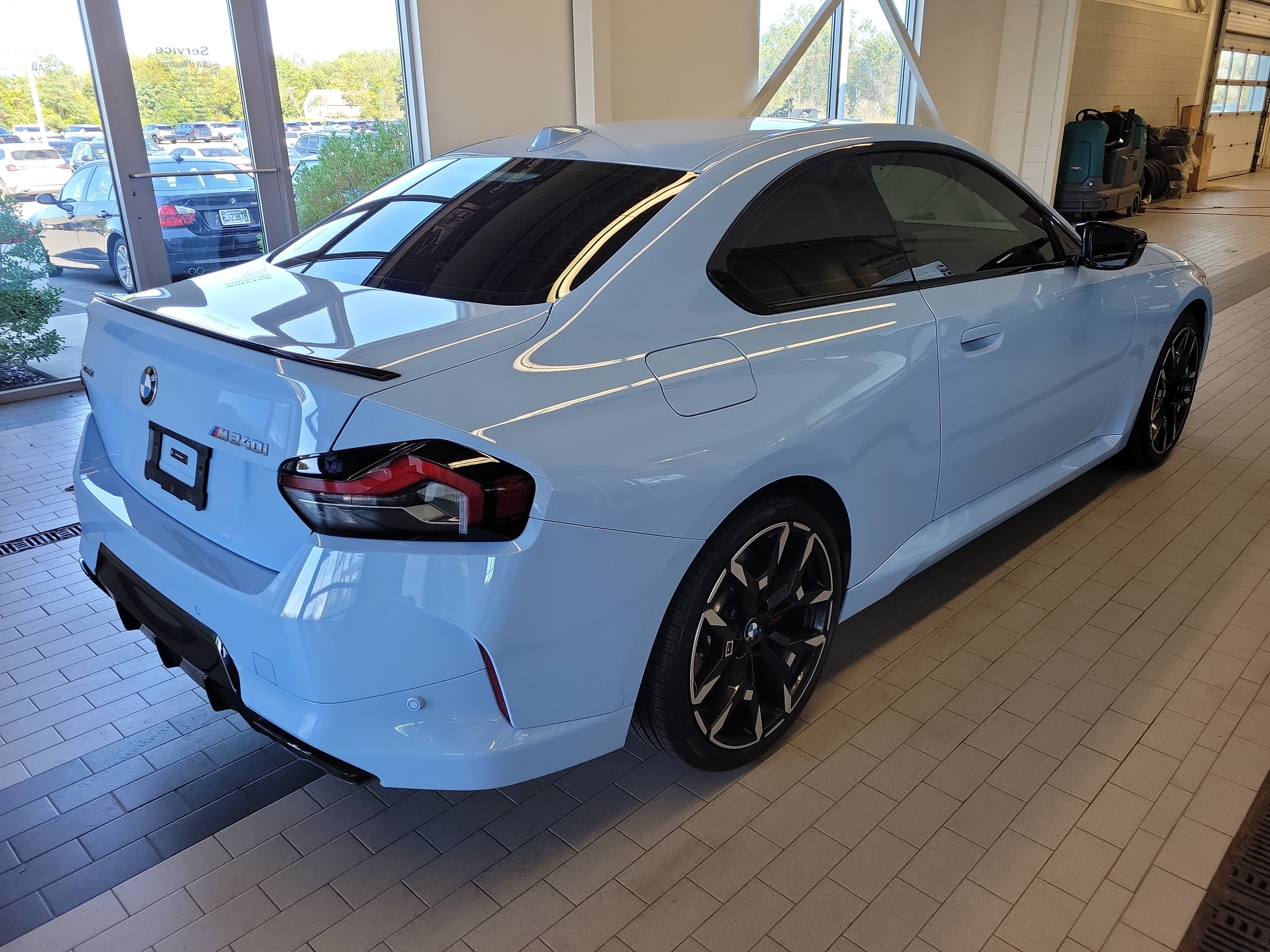 Used 2025 BMW M240i xDrive Coupe w/ Premium Package AWD/4WD image 5