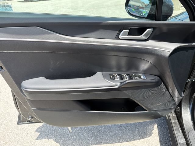 New 2026 Kia K5 LXS FWD image 16