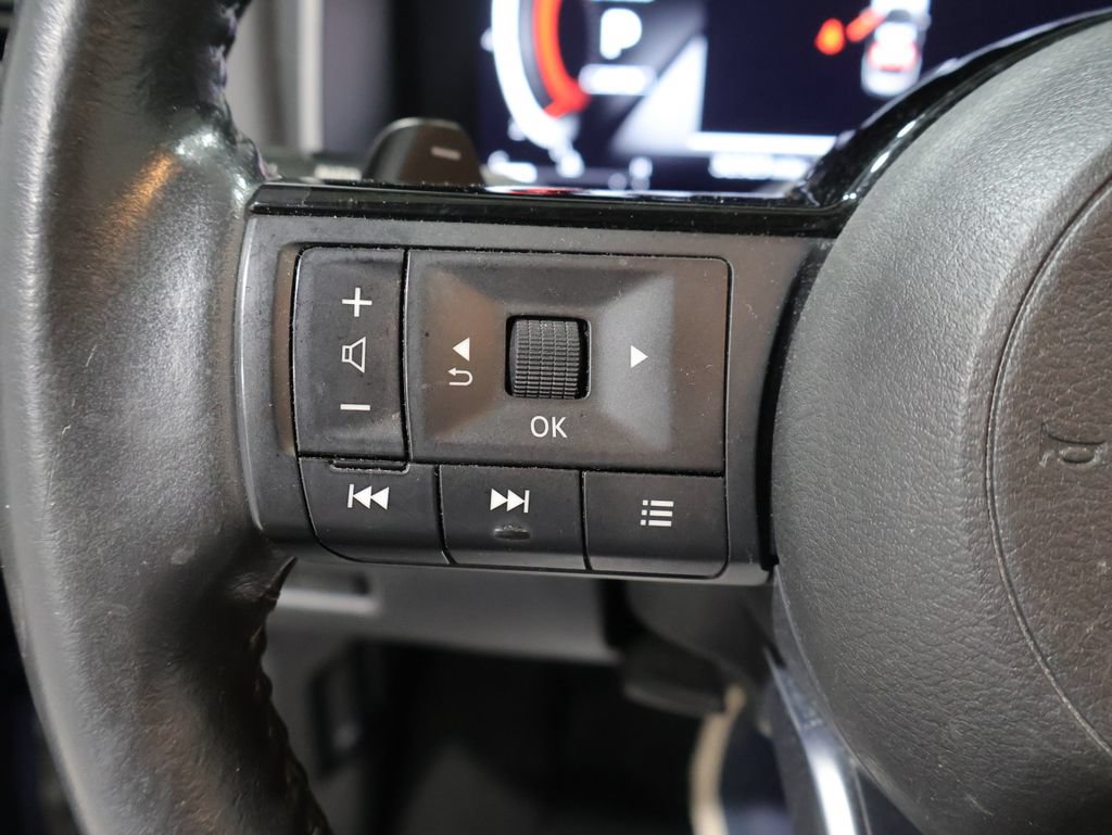 Used 2023 Nissan Rogue Platinum w/ Platinum Premium Package AWD/4WD image 40