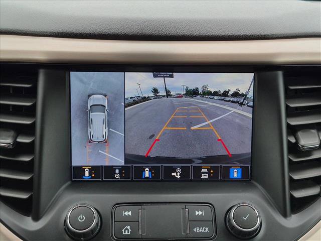 Used 2021 GMC Acadia Denali w/ Denali Ultimate Package AWD/4WD image 14