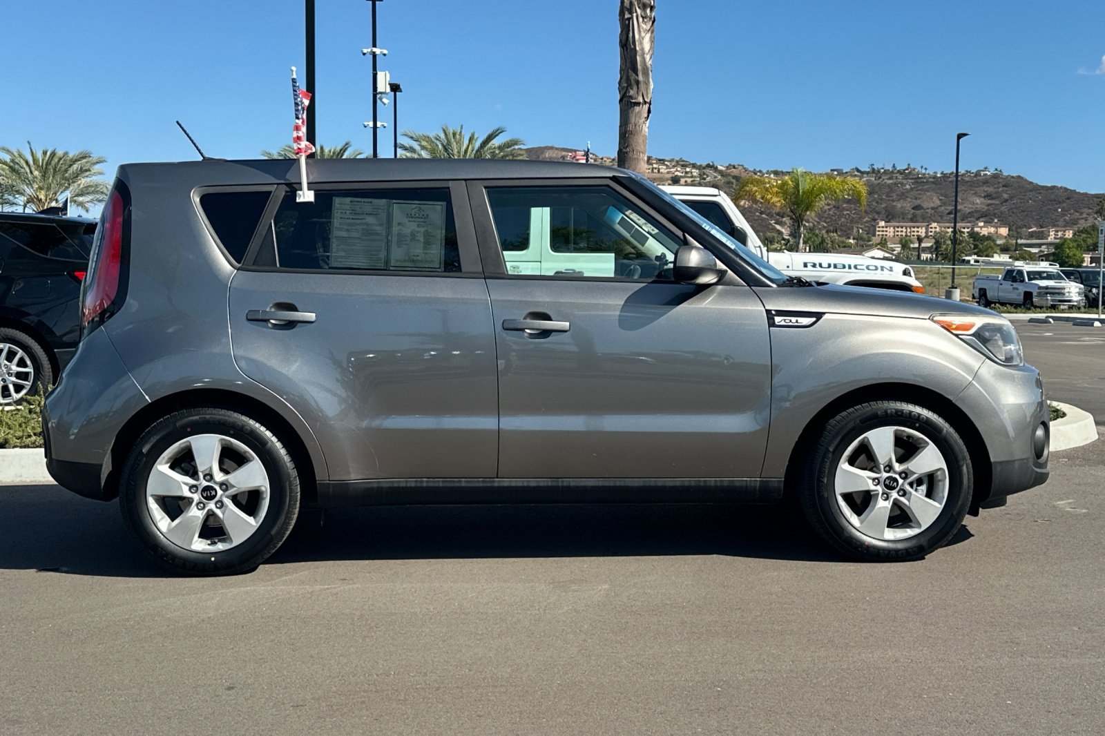 Used 2019 Kia Soul FWD image 3