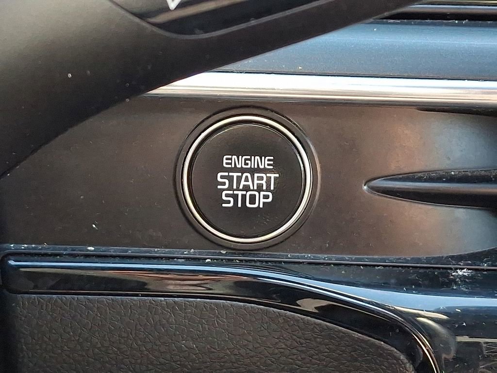 Used 2025 Kia K5 GT-Line image 24