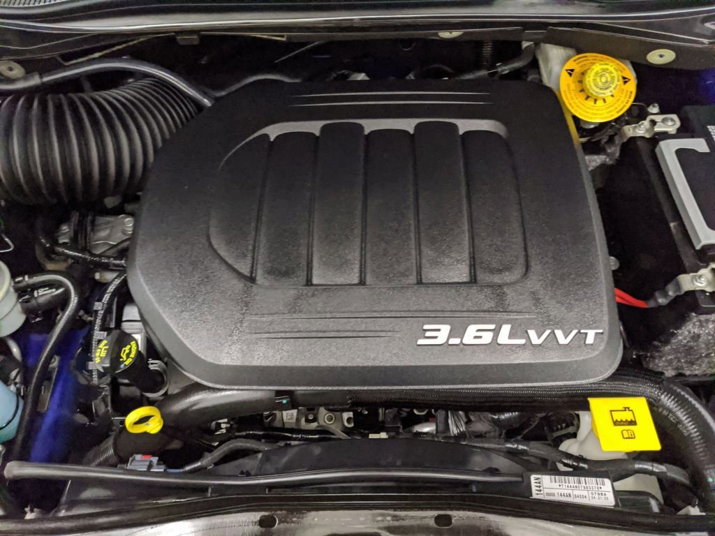 Used 2018 Dodge Grand Caravan SE w/ UConnect Hands-Free Group image 29