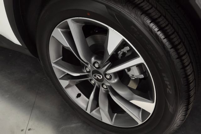 Used 2024 INFINITI QX60 Luxe image 9