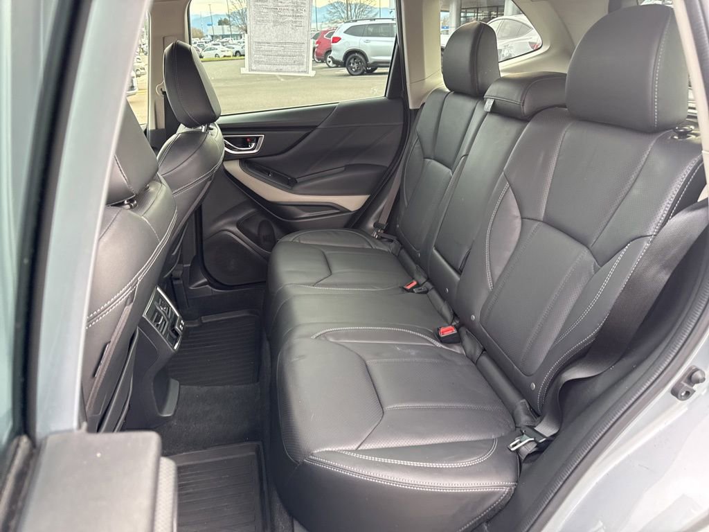 Used 2022 Subaru Forester Limited image 11