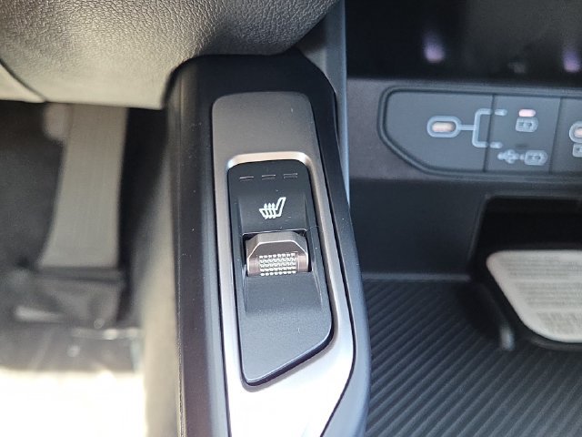 New 2026 Kia Sorento S FWD image 15