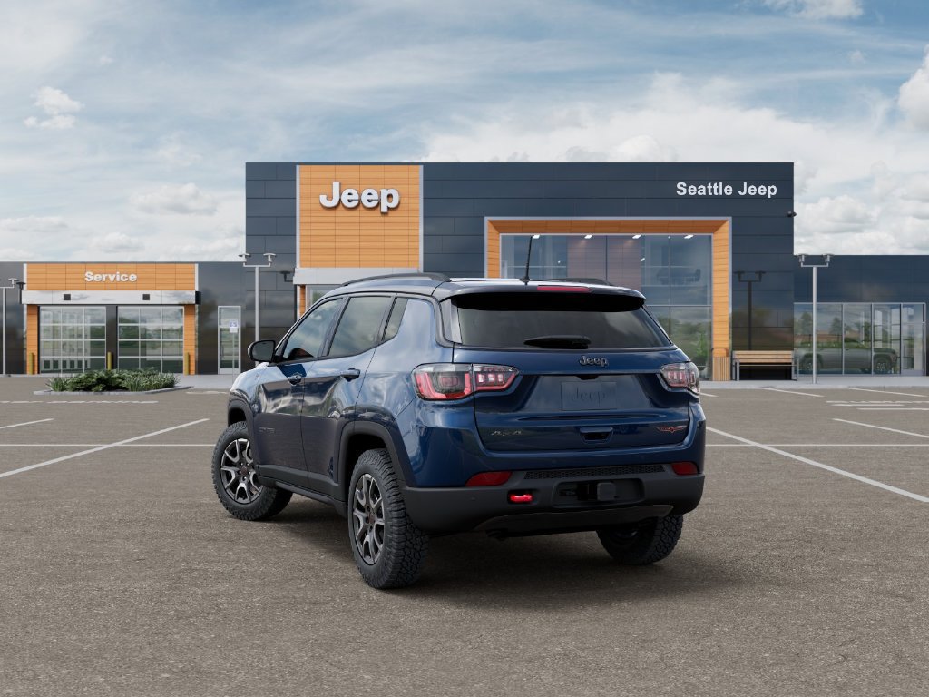 New 2026 Jeep Compass Trailhawk w/ Sun, Sound & Navigation Group AWD/4WD image 4